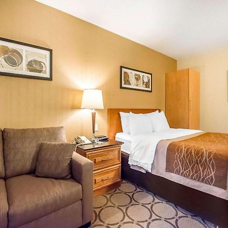 Comfort Inn Kirkland Lake Exterior foto
