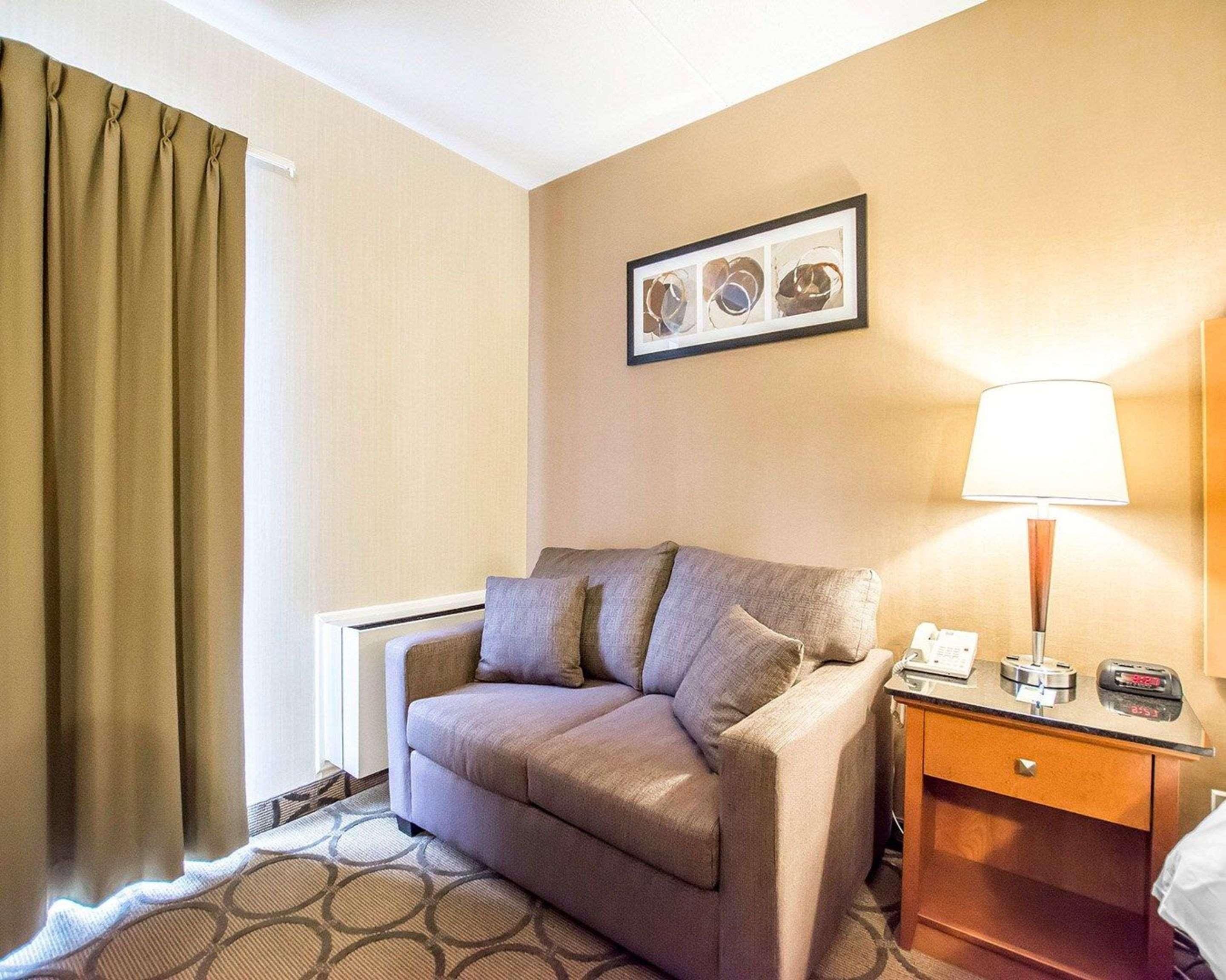Comfort Inn Kirkland Lake Exterior foto