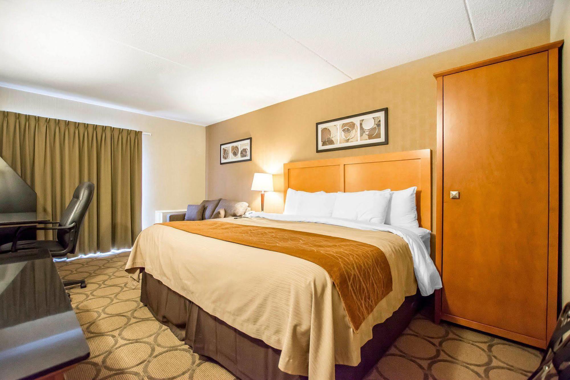 Comfort Inn Kirkland Lake Exterior foto