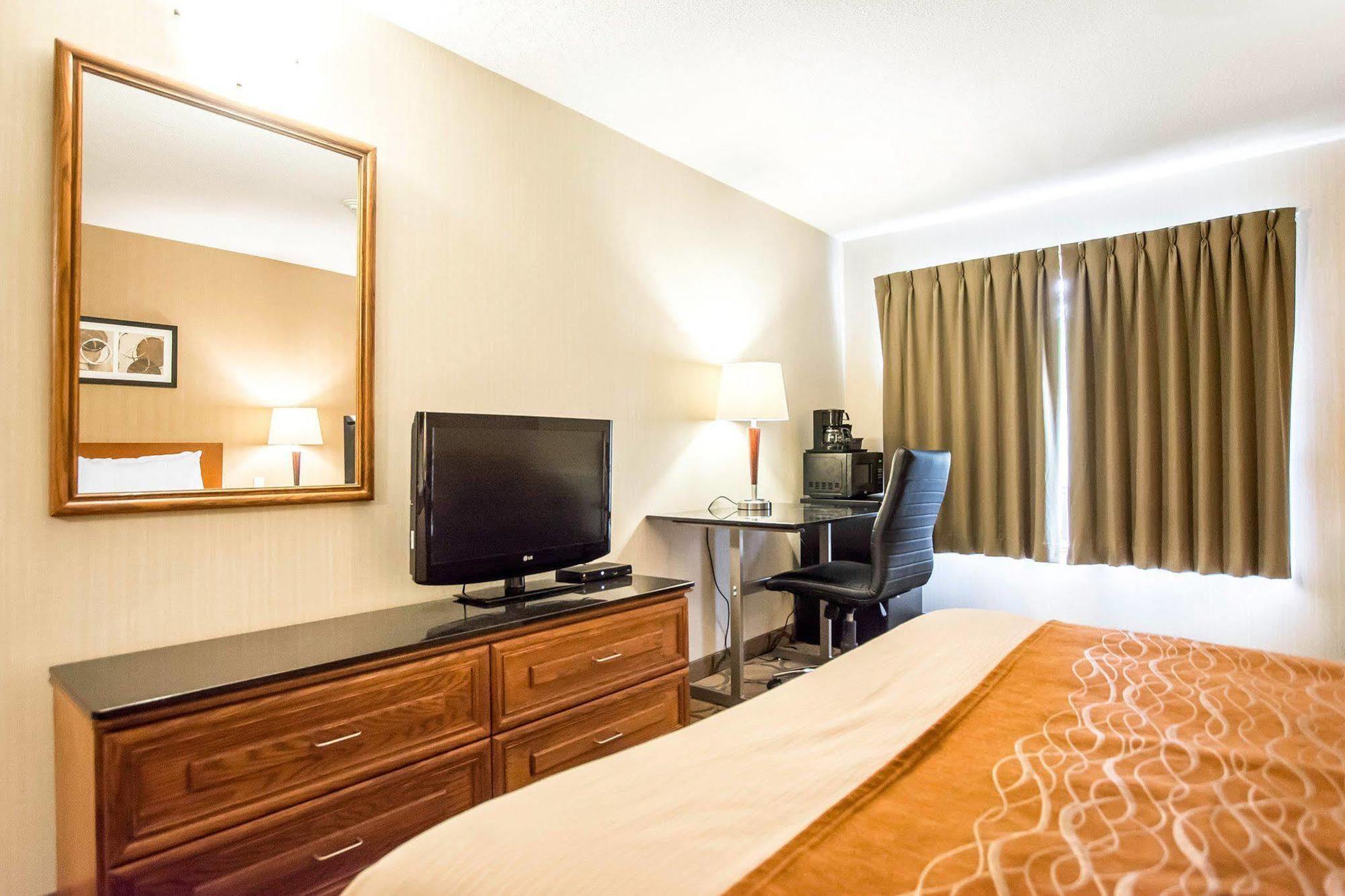 Comfort Inn Kirkland Lake Exterior foto